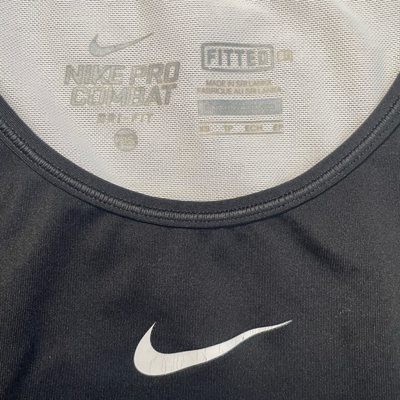 NIKE FORCE PRO COMBAT DRI-FIT FITTED BLACK WHITE TANK, SIZE XS - Picture 3 of 3